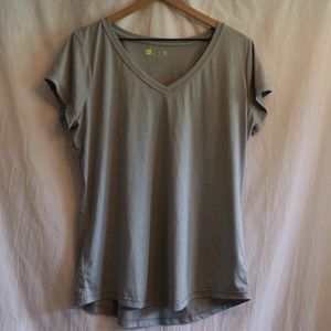 NWOT Xersion V-Neck Tee